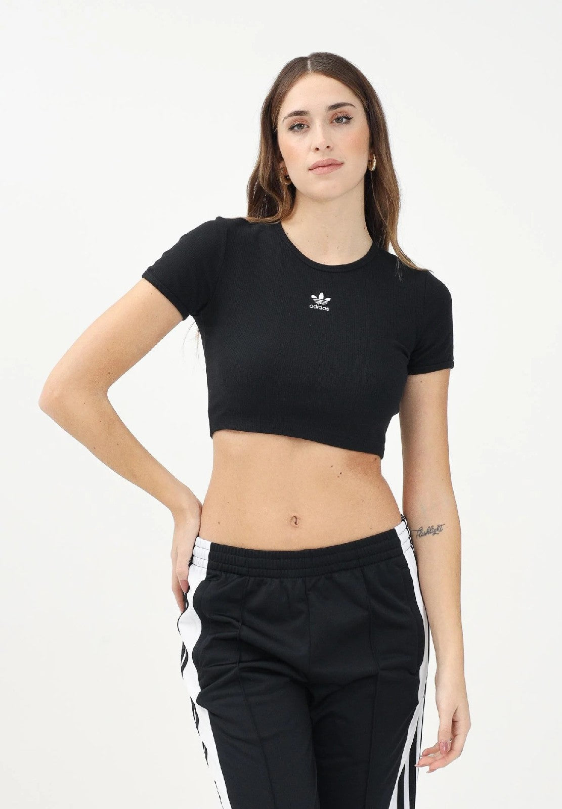 Adidas T SHIRT COTONE CROPPED Black